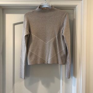 CYNTHIA ROWLEY soft sweater, Sz XS, barely worn